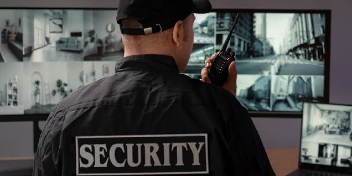 portrait-male-security-guard-with-radio-station-camera-screen3s